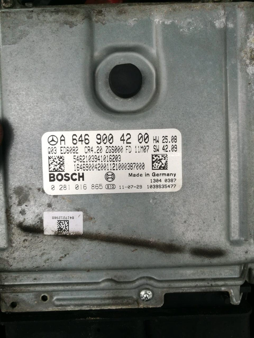 0281016865 A6469004200 1037505817 EDC16C31 MB W906 2.2CDI OBD.rar